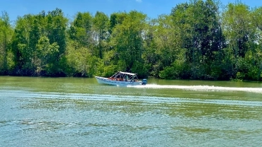 Delta Can&aacute;rias em lancha